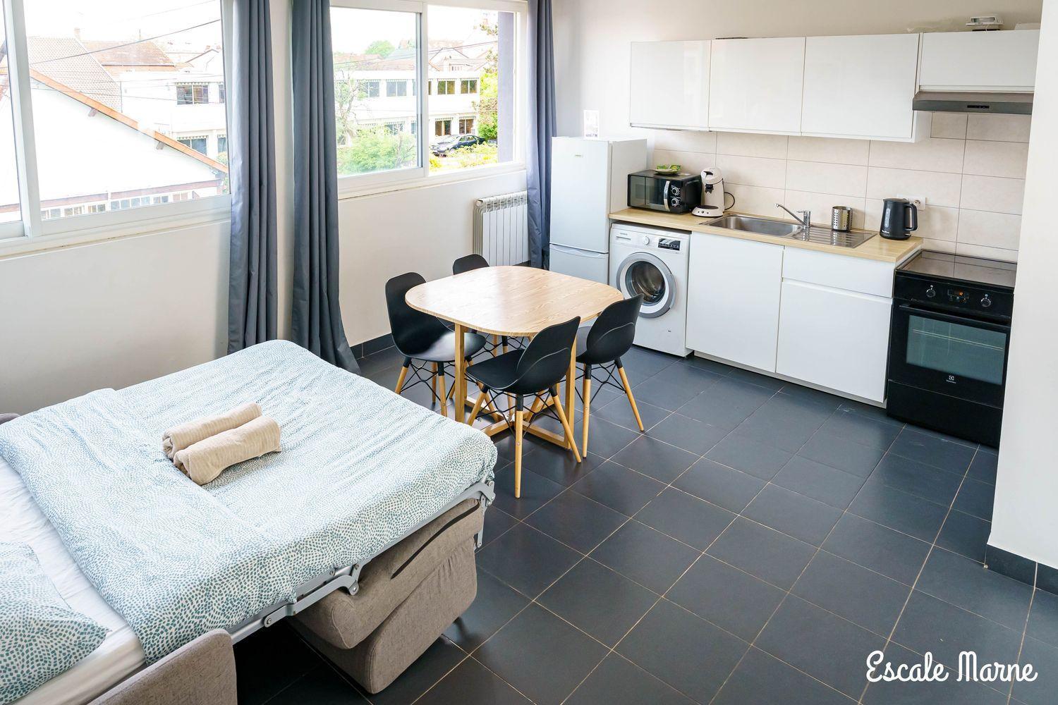 Escale-Marne Fr - 202 - Free Parking - Free Luggage Storage - All Equipped - Linen Included - Washing Machine - 10Mn Walk Metro 8 - Rer A - Panoramic View - From 1 To 14 Guests Maisons-Alfort Zimmer foto